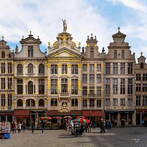 loft-55m-bruxelles-place-sainte-catherine.brusselshotelsbook.com/